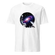 Schallplatte Galaxie – Premium Kunst T-Shirt – Premium-Kunst-T-Shirt, Fluid-Art-Frontdruck